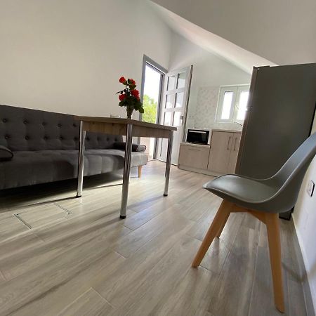Ninemia Apartment Artemonas Esterno foto